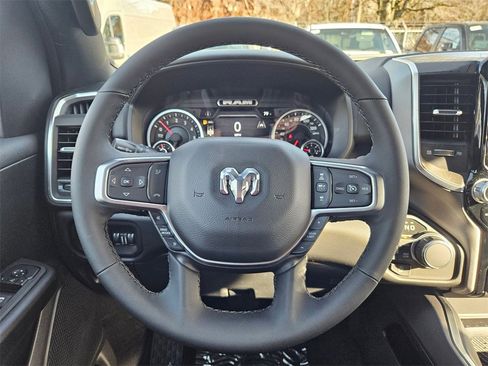 New 2026 RAM 1500 4x4 Crew Cab image 23