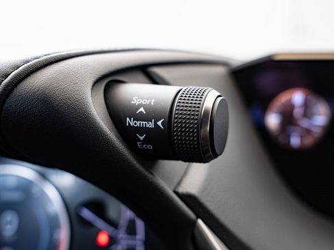 Used 2019 Lexus ES 350 Luxury image 36