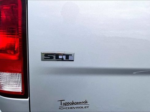 Used 2016 RAM 1500 Classic SLT RWD image 23