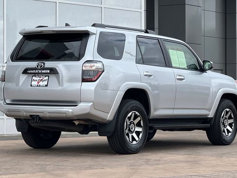Certified 2024 Toyota 4Runner TRD Off-Road image 4
