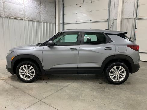 Used 2023 Chevrolet TrailBlazer LS image 19