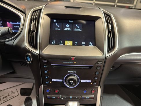 Used 2016 Ford Edge Titanium w/ Equipment Group 301A image 18