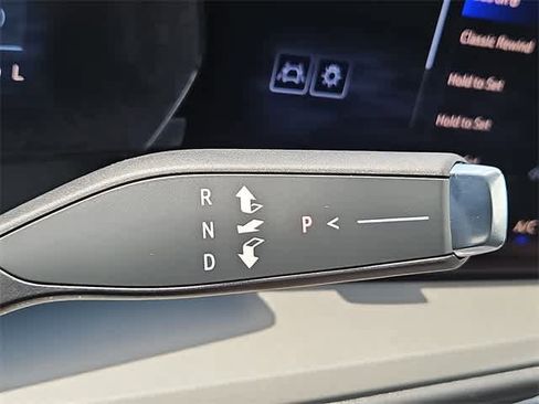 New 2026 Chevrolet Traverse LT w/ Driver Confidence Package image 13