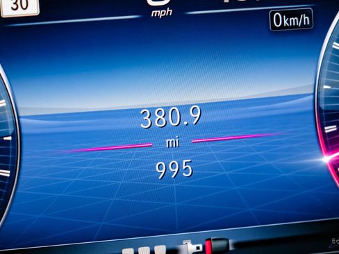 Used 2025 Mercedes-Benz G 63 AMG 4MATIC image 76