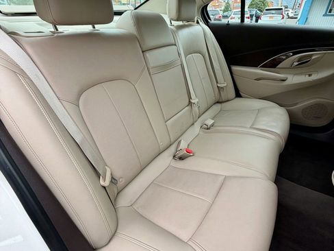 Used 2014 Buick LaCrosse Premium FWD image 17