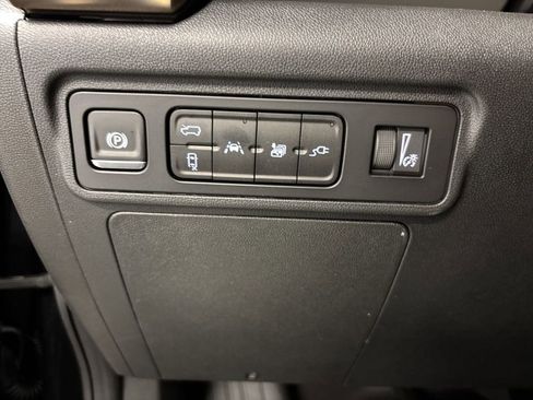 New 2025 GMC Hummer EV 2X image 32