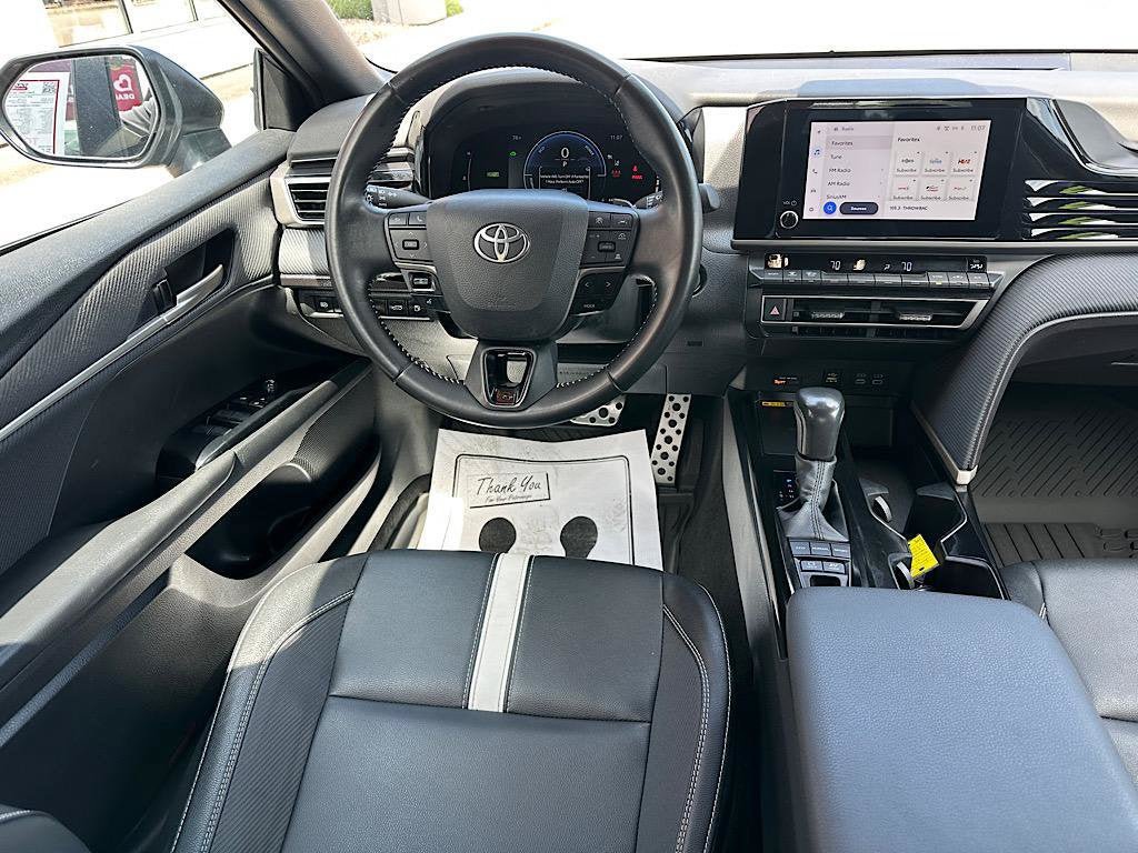 Used 2025 Toyota Camry SE FWD image 22