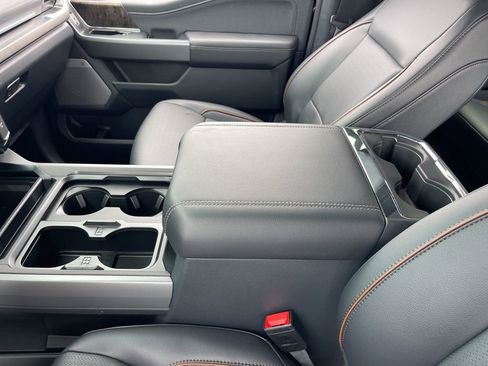 New 2026 Ford F250 Lariat w/ Lariat Premium Package image 13