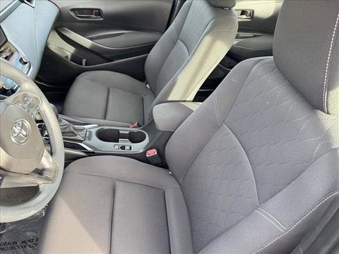 Used 2023 Toyota Corolla LE FWD image 9