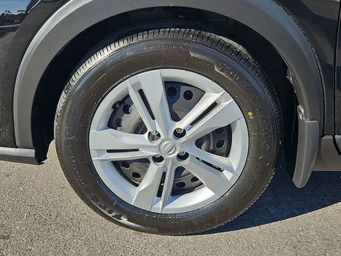 Certified 2025 Nissan Kicks Play S FWD image 14