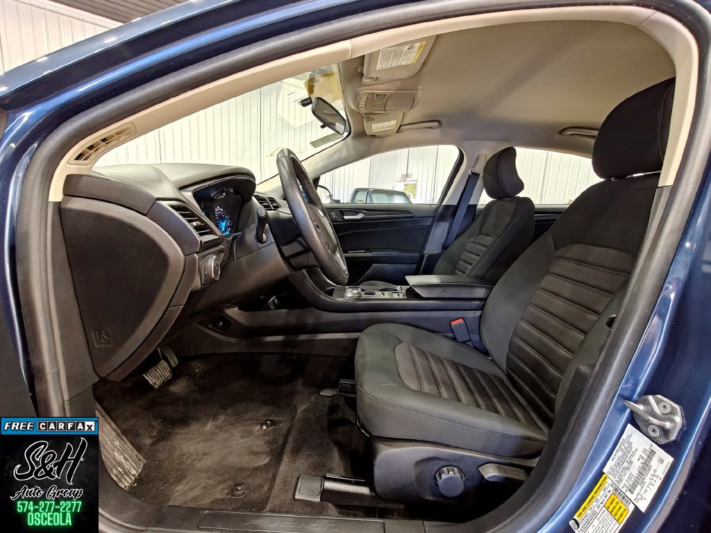 Used 2018 Ford Fusion S w/ Equipment Group 101A FWD image 17