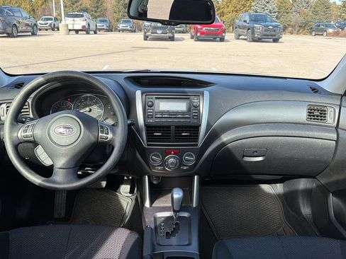 Used 2012 Subaru Forester 2.5X Premium w/ Popular Pkg 3 image 4