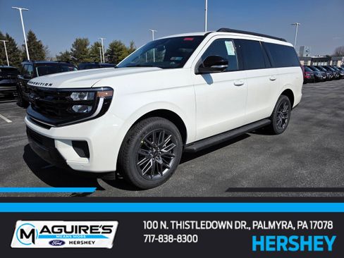 New 2026 Ford Expedition Max Platinum w/ Stealth Appearance Package image 8