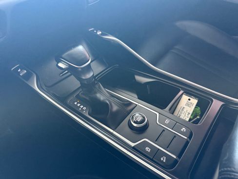 Used 2022 Kia Sorento S w/ Panoramic Sunroof Package FWD image 17