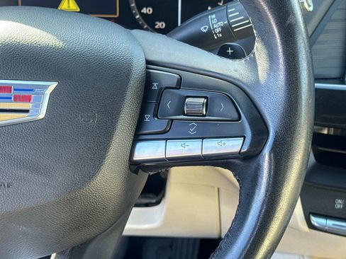 Used 2021 Cadillac CT4 Premium Luxury image 8