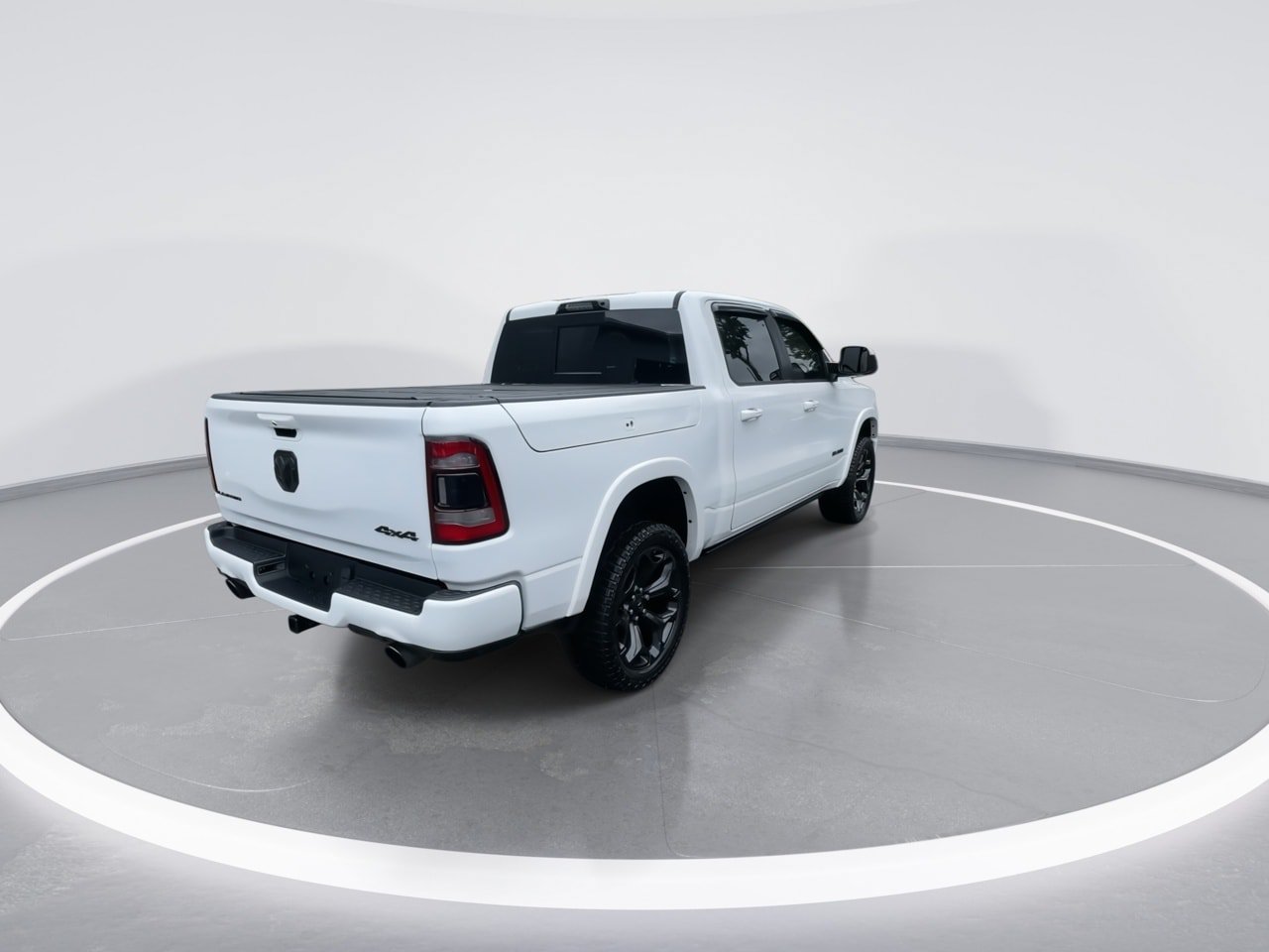 Used 2022 RAM 1500 Limited AWD/4WD image 19