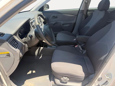 Used 2009 Kia Rio LX FWD image 11