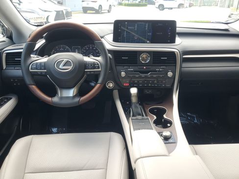 Certified 2022 Lexus RX 350 FWD w/ Premium Package image 12