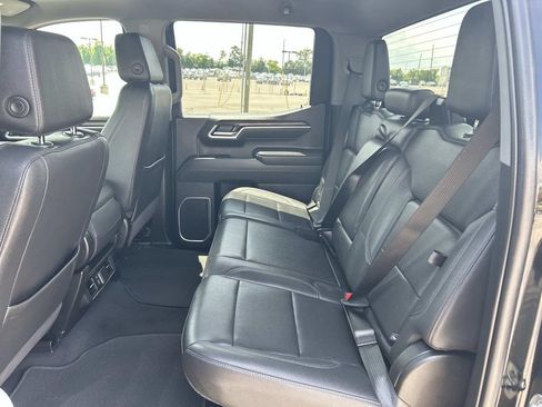 Used 2025 GMC Sierra 1500 SLT RWD image 26