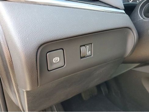 Certified 2024 Buick Enclave Essence w/ Sport Touring Edition FWD image 24