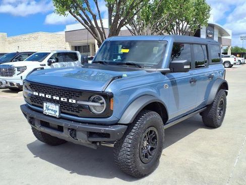 Used 2023 Ford Bronco Wildtrak AWD/4WD image 27