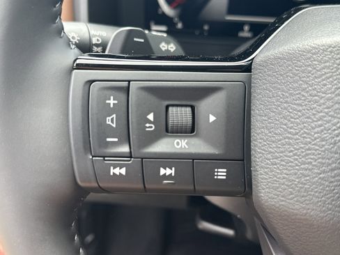 New 2026 Nissan Rogue Platinum AWD/4WD image 19