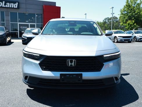 Used 2024 Honda Accord EX image 2