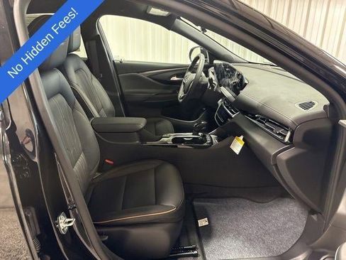 New 2026 Buick Envista Avenir image 17