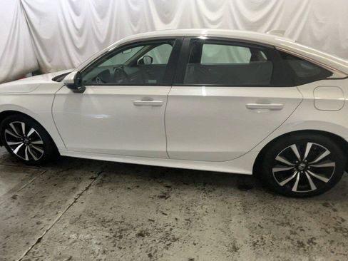 Used 2024 Honda Civic EX image 13