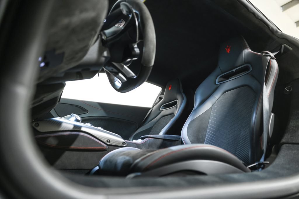 Used 2022 Maserati MC20 Coupe RWD image 25