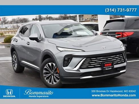 Used 2024 Buick Envision Preferred image 1