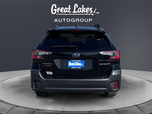 Used 2020 Subaru Outback Premium image 4
