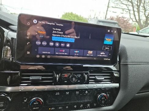 New 2026 Nissan Pathfinder SL w/ SL Premium Package AWD/4WD image 20