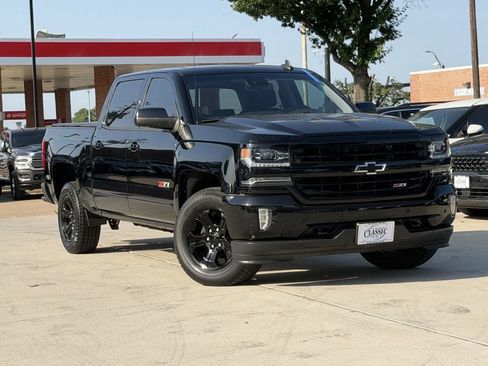 Used 2018 Chevrolet Silverado 1500 LTZ Z71 w/ LTZ Plus Package AWD/4WD image 2