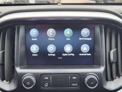 Used 2022 Chevrolet Colorado LT w/ Luxury Package image 14