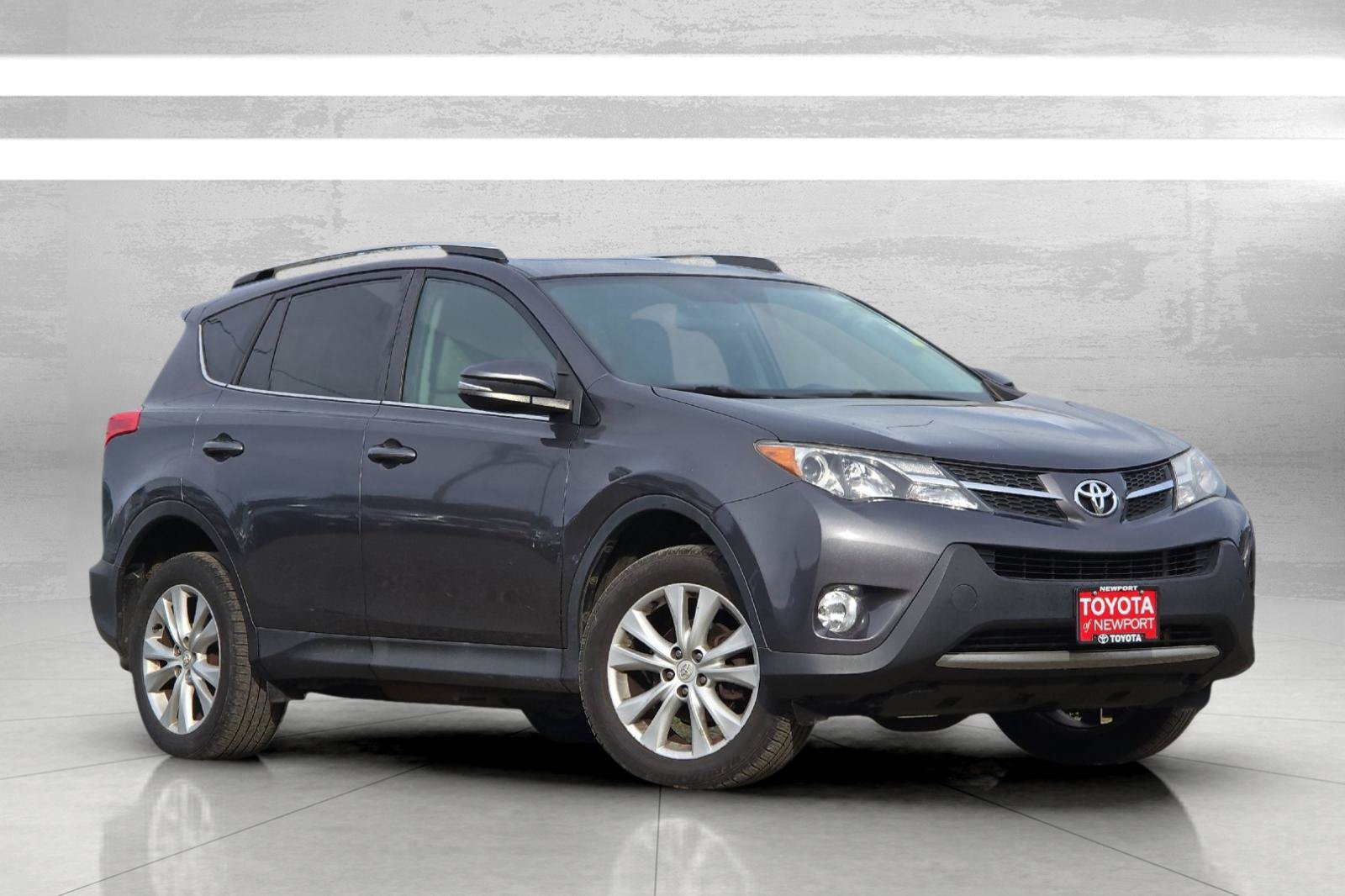 Used 2015 Toyota RAV4 Limited AWD/4WD image 2
