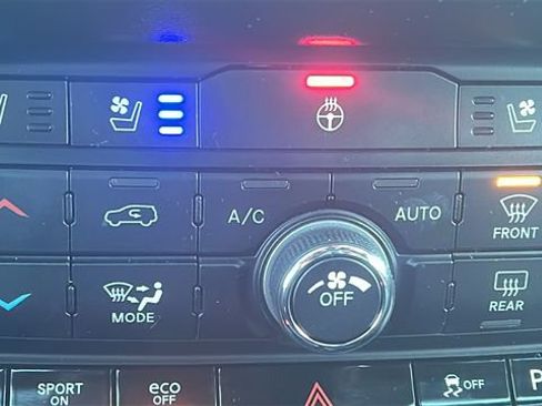 Used 2024 Dodge Durango GT image 34