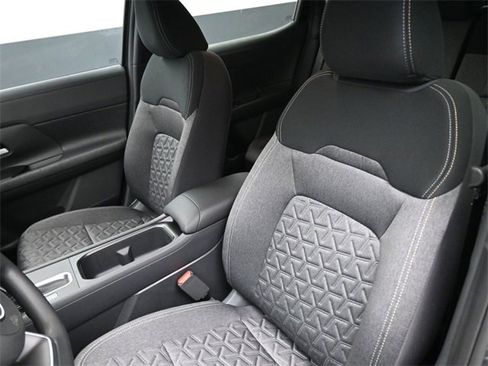 New 2026 Nissan Kicks SV w/ Illumination Package image 19