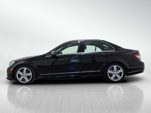 Used 2010 Mercedes-Benz C 300 4MATIC Sedan image 3