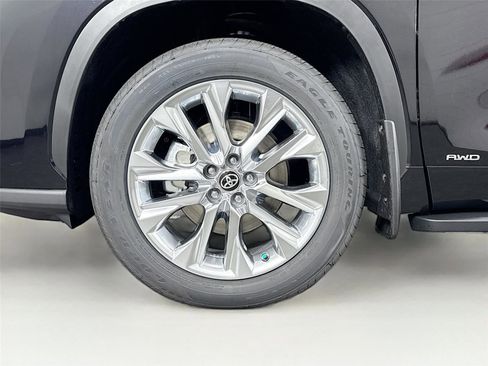 New 2026 Toyota Highlander Limited image 44