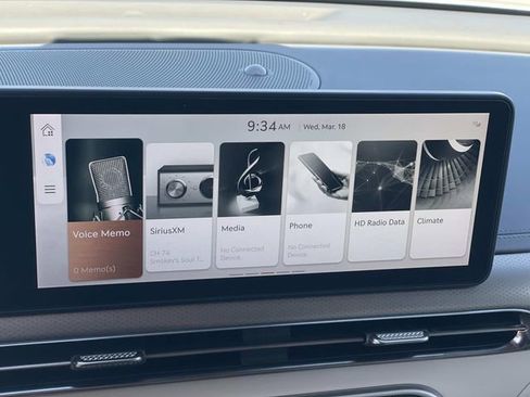 Used 2023 Genesis GV60 Advanced image 13