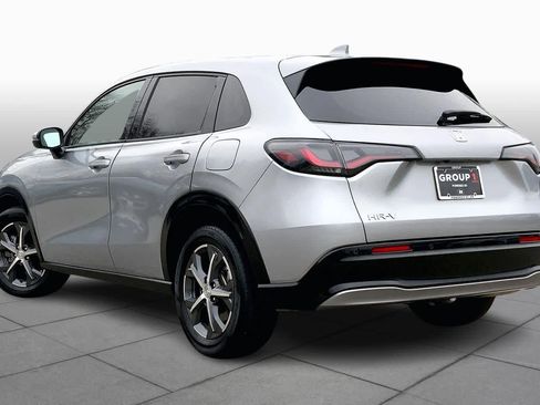 Used 2024 Honda HR-V EX-L image 11