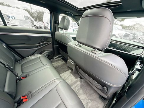 Used 2025 Jeep Wagoneer S Limited image 33