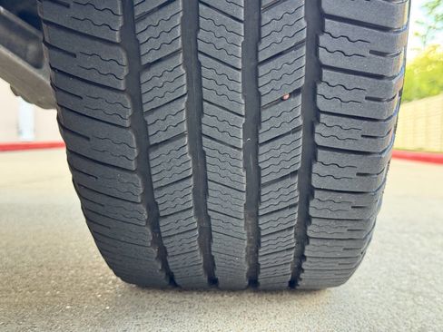 Used 2022 Rivian R1S Launch Edition image 44