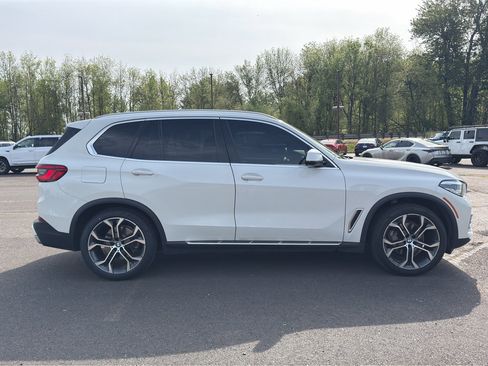 Used 2019 BMW X5 xDrive40i w/ Premium Package 2 AWD/4WD image 25