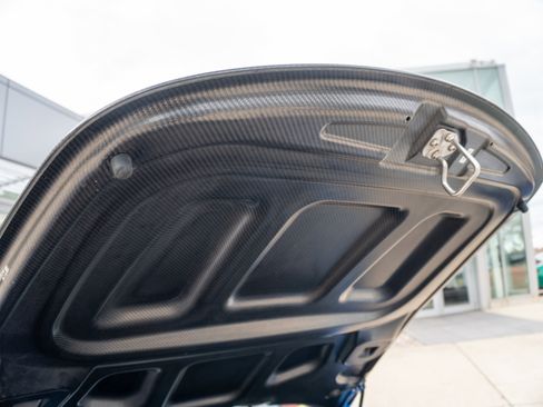 Used 2018 Porsche 911 GT2 RS image 27