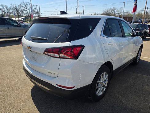 Used 2024 Chevrolet Equinox LT AWD/4WD image 5