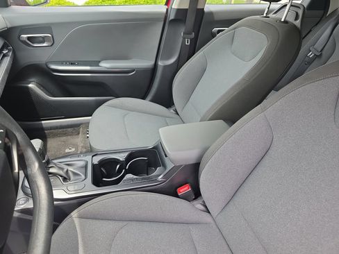 Used 2025 Kia K4 FWD image 14