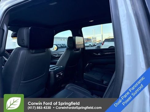 Used 2022 GMC Yukon XL Denali w/ Denali Ultimate Package image 11