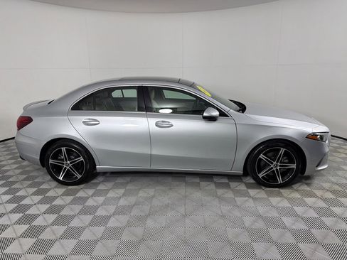 Used 2021 Mercedes-Benz A 220 image 4